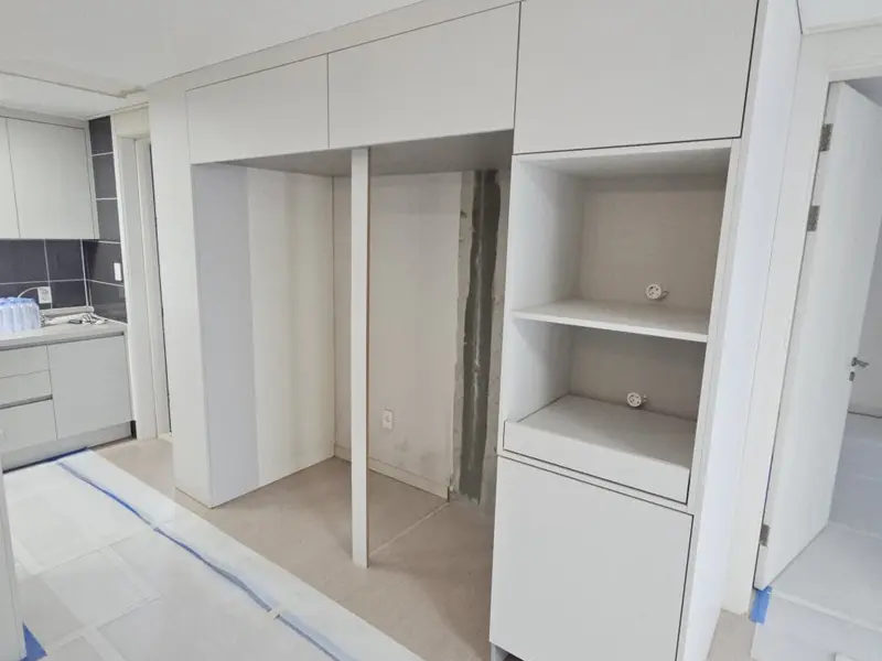 냉장고장리폼 2대 맞춤 로봇청소기장 제작 시공