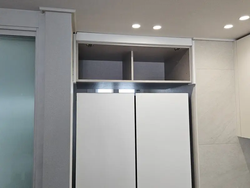 송도 냉장고 상부장 설치 냉장고 위 빈자리 맞춤 수납장으로 정리